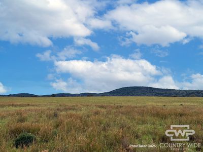 989 South Valley Road, Rocky Creek