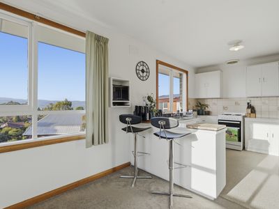 31 New World Avenue, Trevallyn