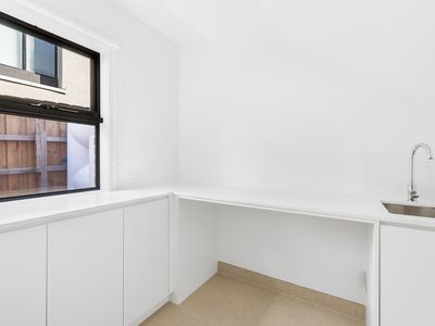 3 / 12 Irvine Crescent, Brunswick West