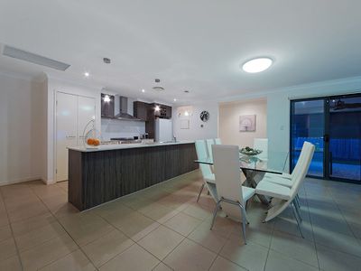 30 Higgs Circuit, Wynnum West
