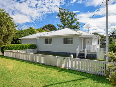 1B Charles Street, Newtown