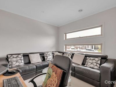 32 Esther Street, Truganina