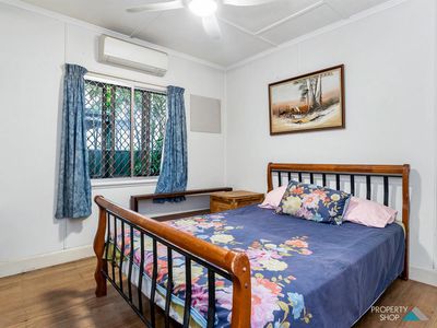 116 Pease Street, Manoora