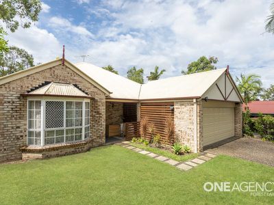 40 Beaufront Pl, Forest Lake