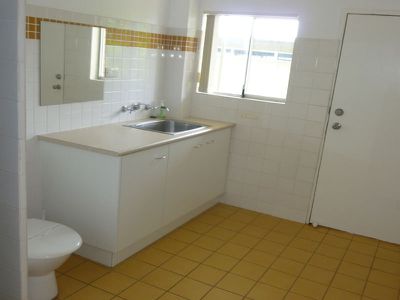 13 Stephen Street, Forster