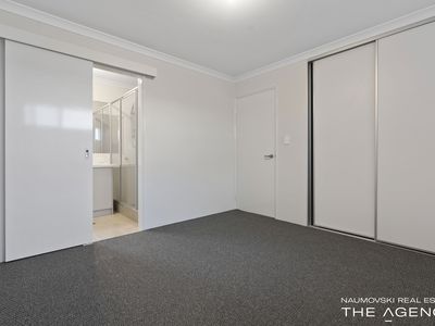 1 / 9 Offham Way, Westminster