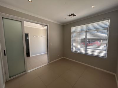 40 Seaspray Crescent, Jindalee