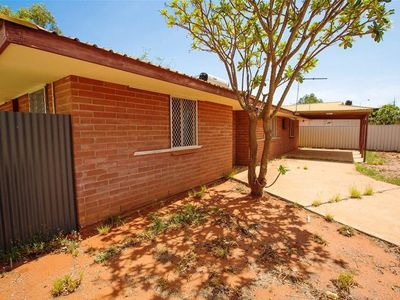 8 Koombana Avenue, South Hedland