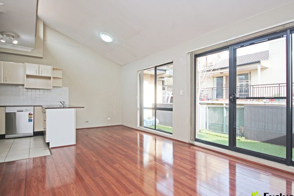 23 / 68 Courallie Avenue, Homebush West