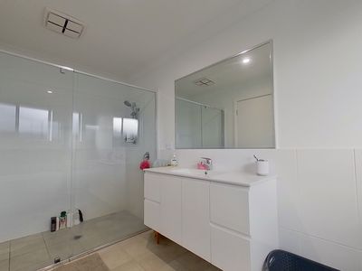 24 Drysdale Close, Dubbo