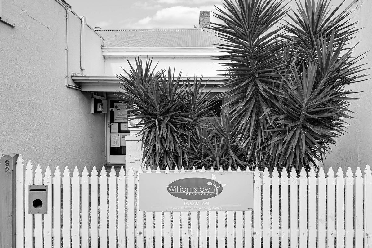 92 Douglas Parade, Williamstown