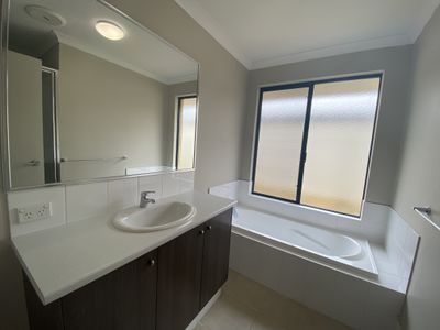 22 Bowline Avenue, Alkimos
