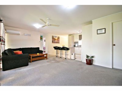 4 / 10 Sturt Circle, Dubbo