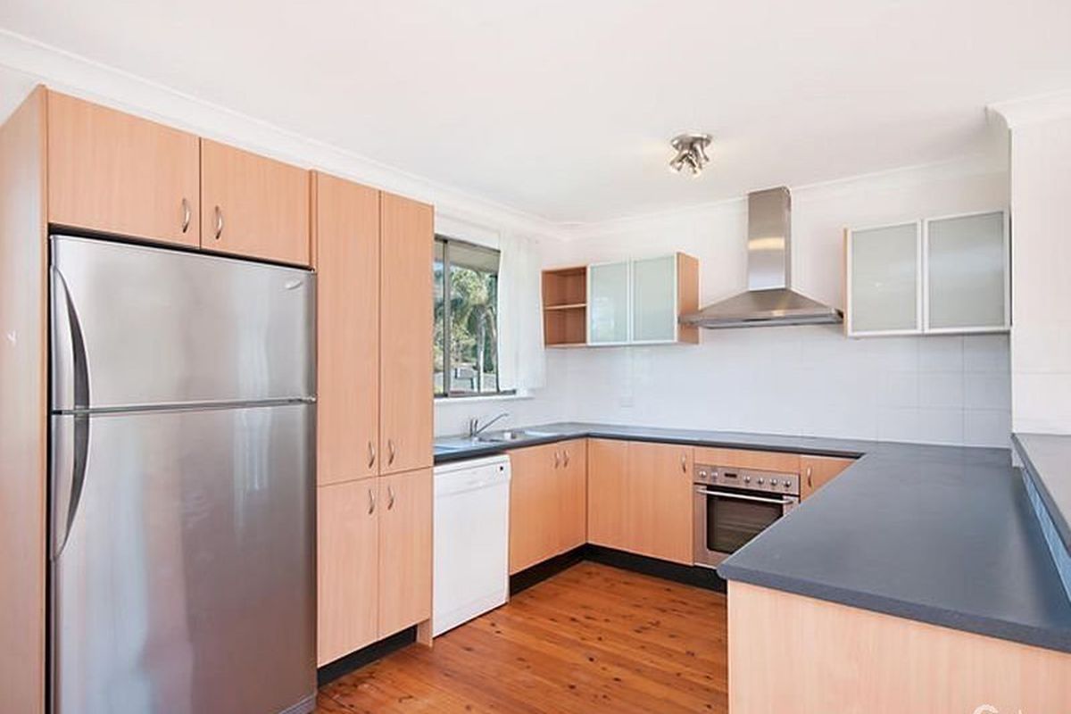 13 Lock Avenue, Springfield