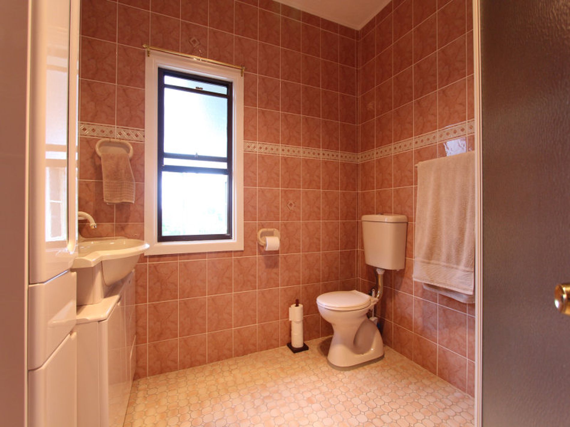 9 Golsby Street, West Bathurst