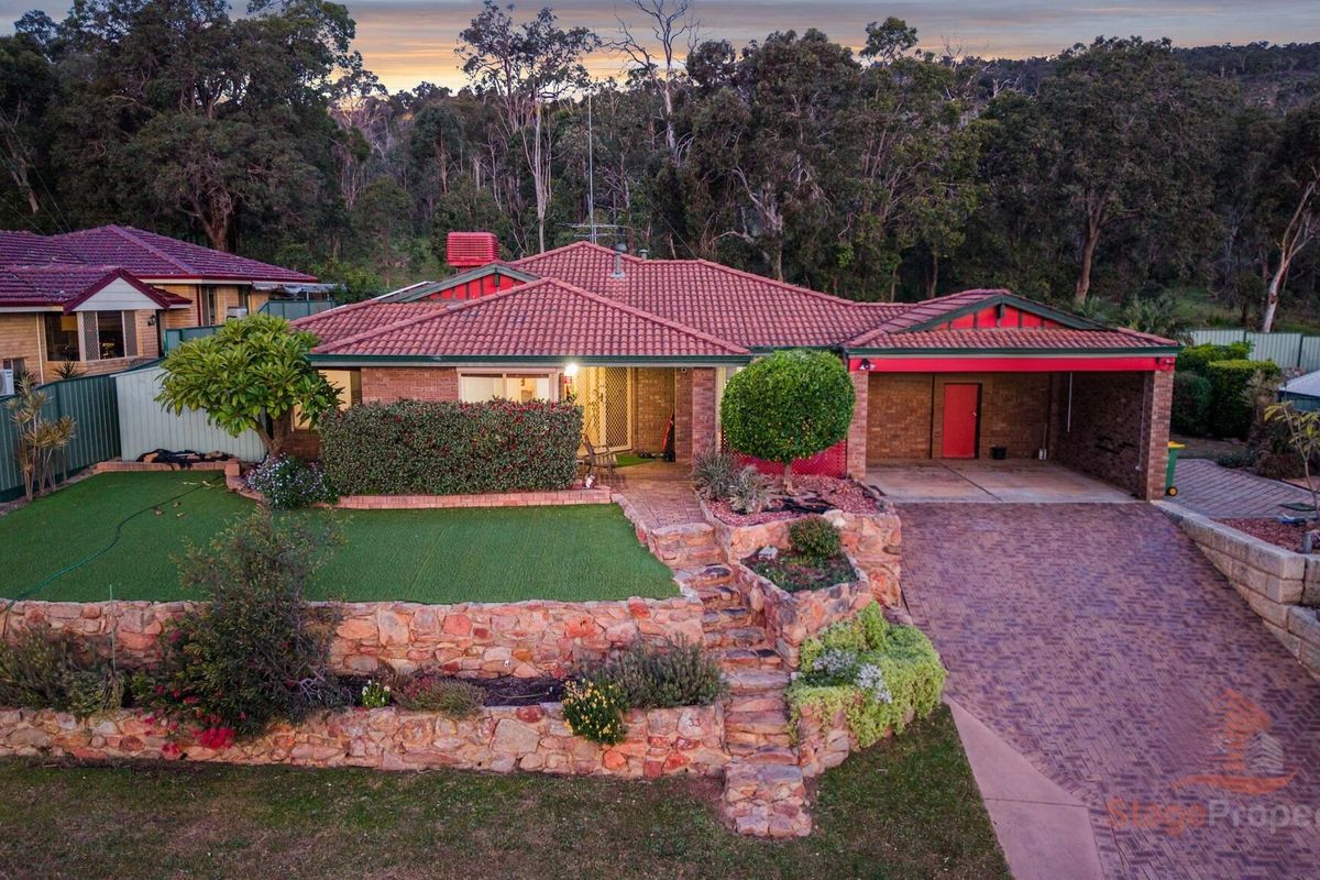 33 Taronga Drive, Kelmscott