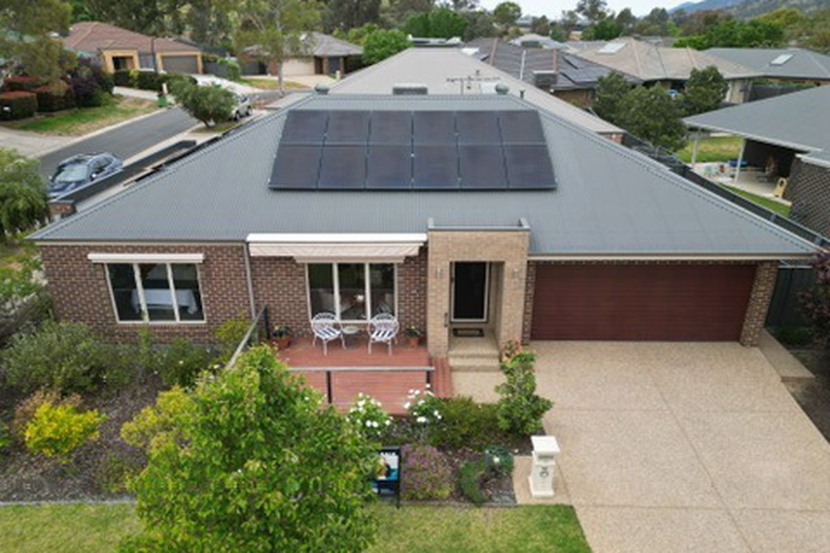 Modern Charm in Prime Wodonga Location - 3 Bed, 2 Bath Home Ready for You!