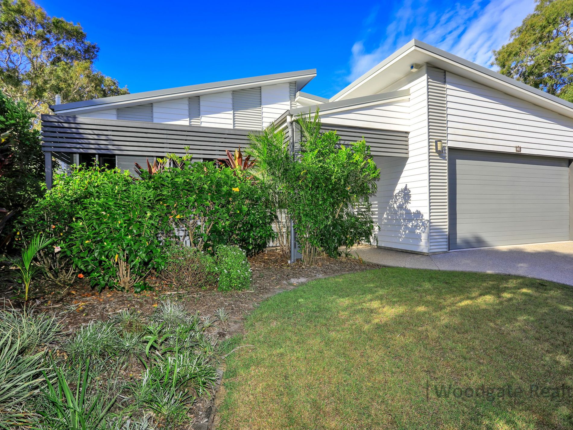 10 PAPERBARK COURT, Woodgate