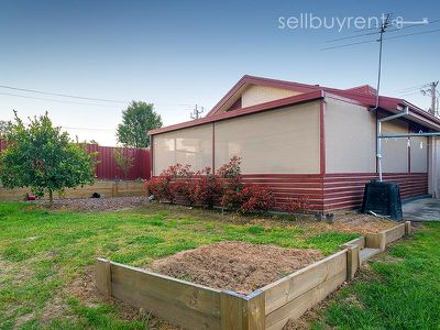 76 TRUDEWIND ROAD, Wodonga