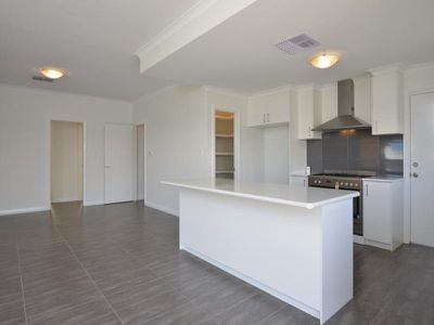 30 Tindals Crescent, Hannans