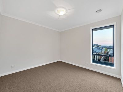 21 Destiny Drive, Cranbourne North