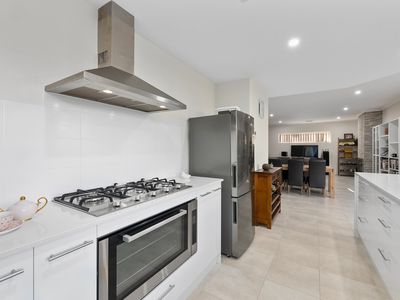 4 Barossa Loop, Harrisdale