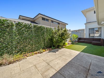 11 Bayview Terrace, Yangebup