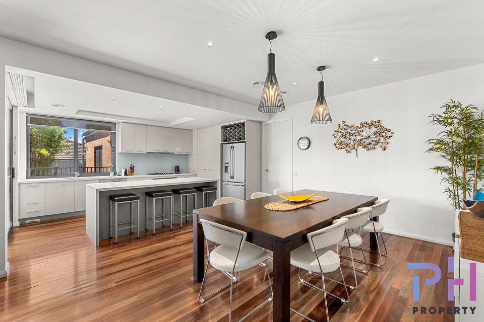 3 Pinnacle Terrace, Golden Square