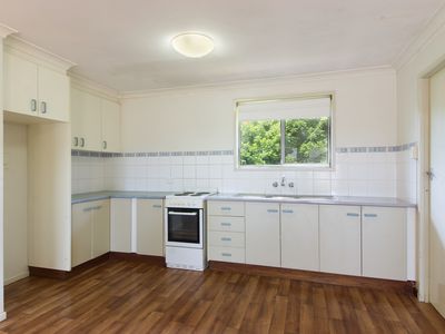 2 / 52 Hoey Street, Kearneys Spring