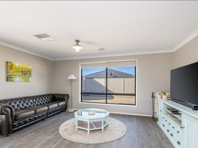 9 Iluka Drive, Shepparton North