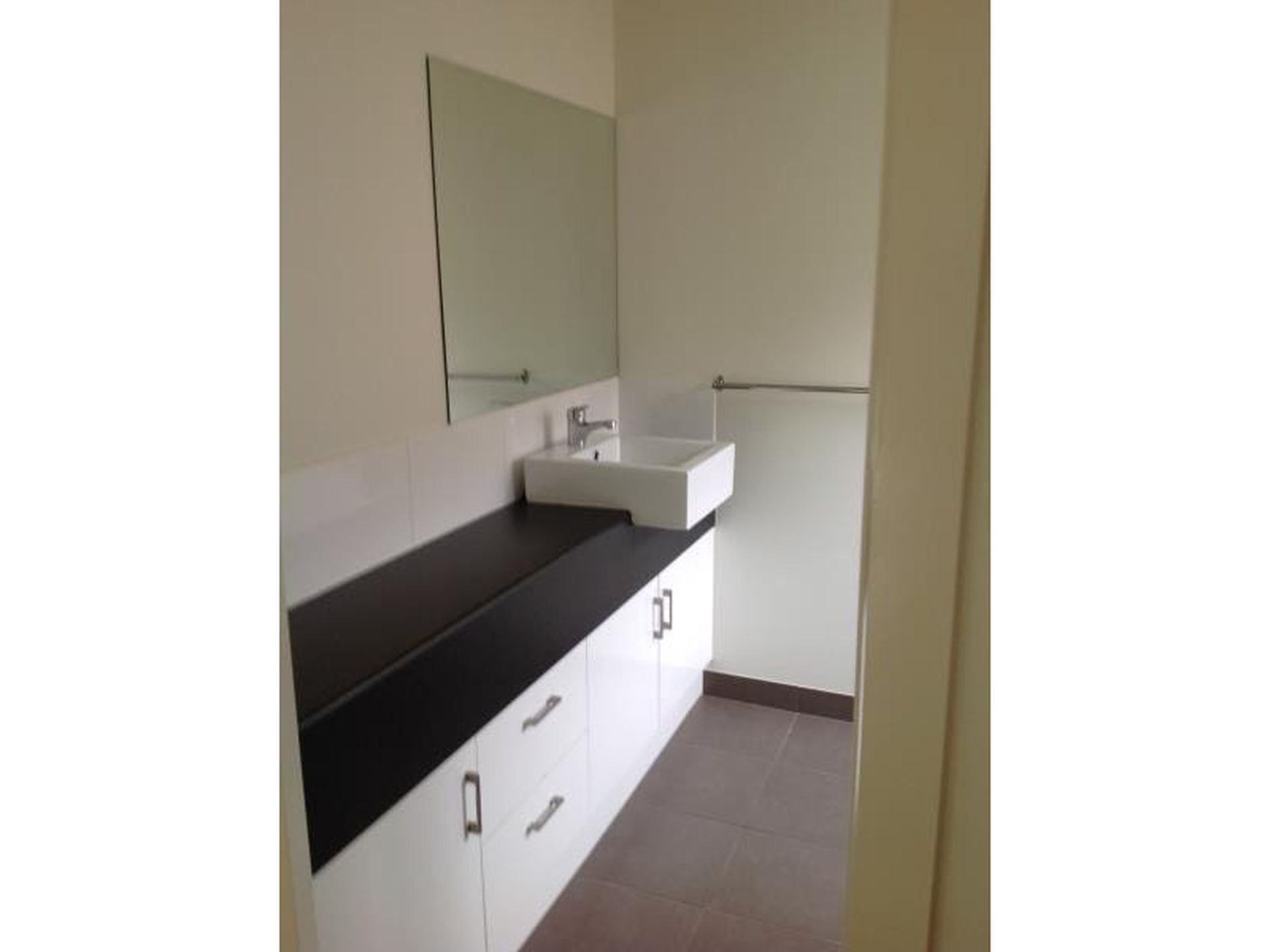 25 Moss Road, Leopold