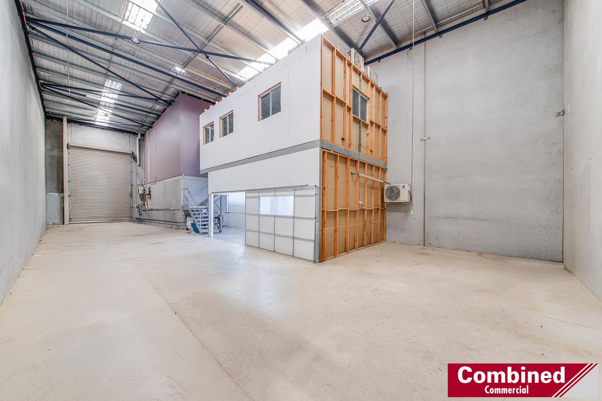 1 / 6 Orielton Road, Smeaton Grange