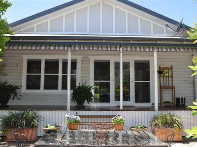 35 Church St, Forbes