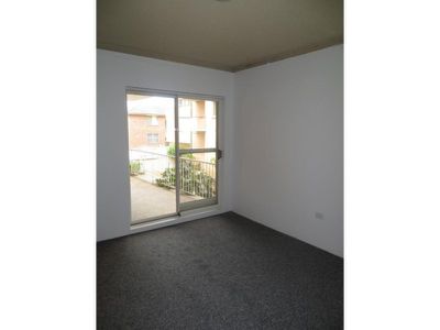 4 / 17 Corrimal Street, North Wollongong