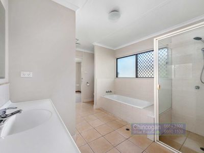 2 / 5 Aloota Crescent, Ocean Shores