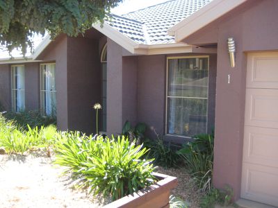 1 Cypress Point, Dubbo