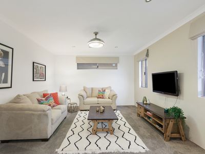 8 Clause Way, Piara Waters