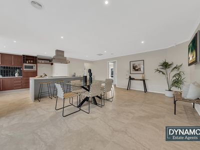 14 Kooyong Way, Craigieburn