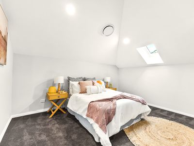 4 / 11 Junction Rd, Moorebank