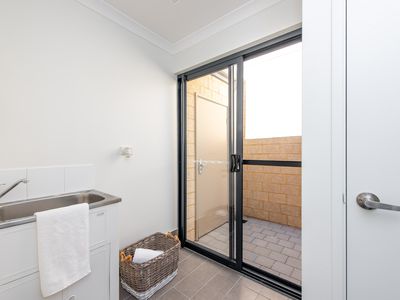 17B Bepton Way, Balga