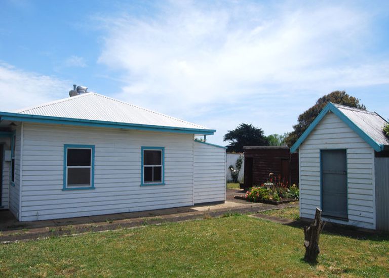 8 Portland Crt, Portland