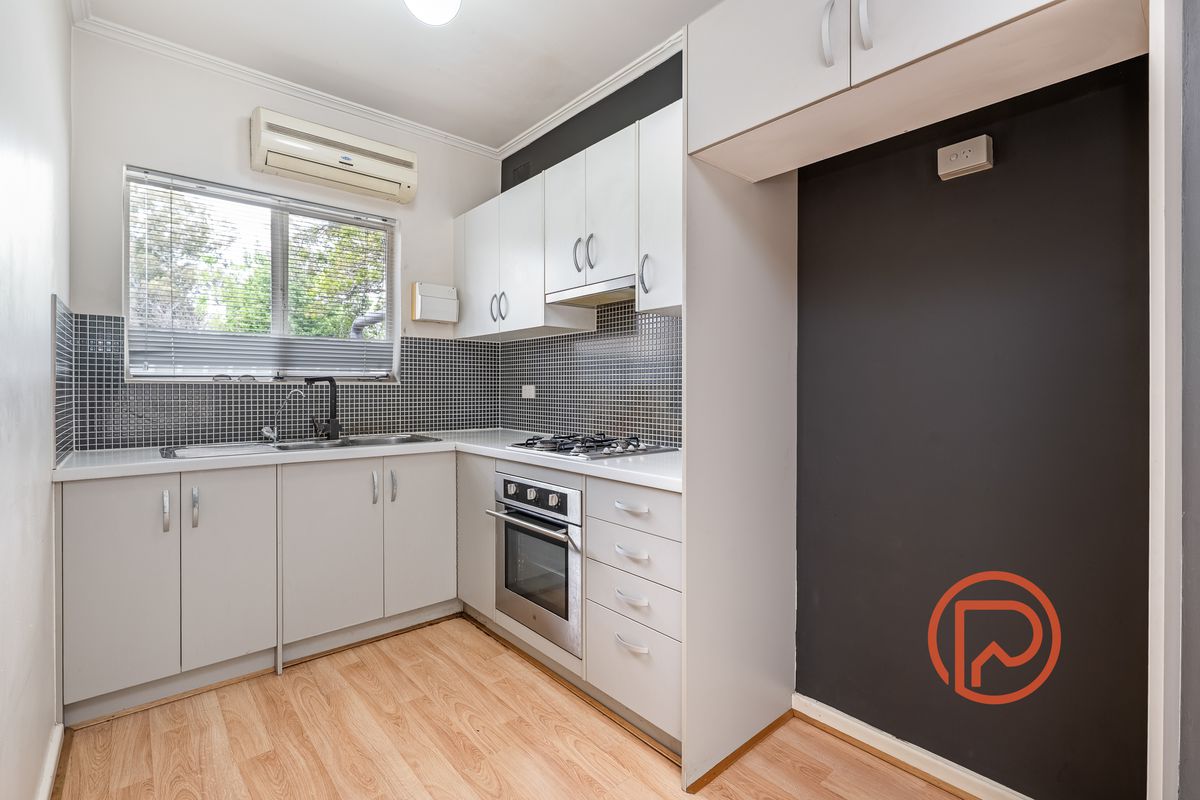 4 / 33 Collins Street, Enfield