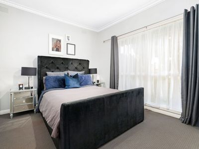 456 HALL AVENUE, Lavington