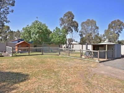 11 Hakea Road, Huntly