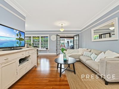 4 Perrys Avenue, Bexley