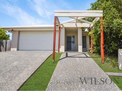 21 Hilltop Terrace, Springfield Lakes