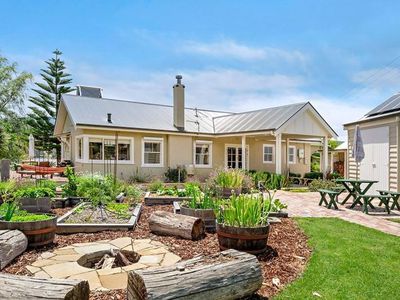 10 Jetty Road, Cygnet