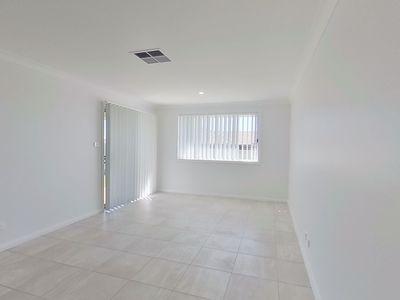 8 Tolmer Terrace, Dubbo