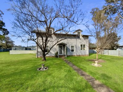 3 Little Queen Street, Forbes