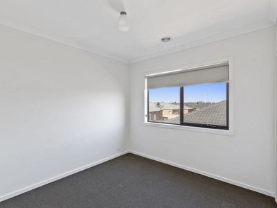 127 Bondi Parade, Point Cook